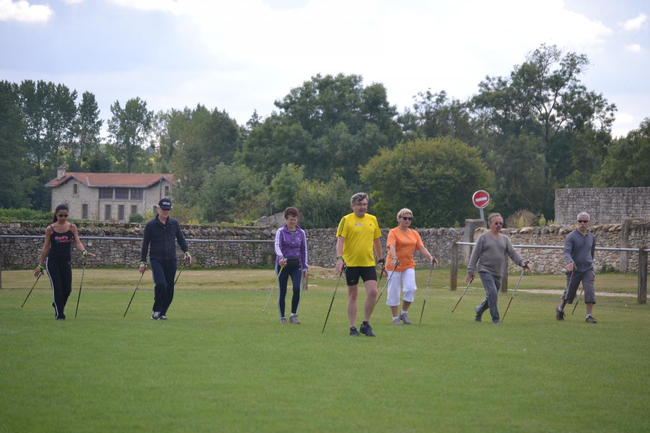 initiation-marche-nordique-136.jpg